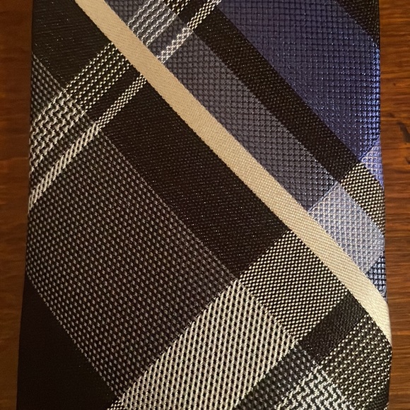 Set of 2 Navy Ties! - Picture 2 of 4